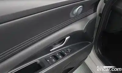 Hyundai Avante 2025 1.6 Автомат в Москве № 112944, миниатюра 12