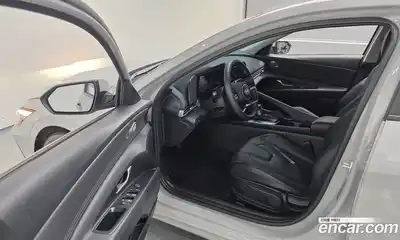 Hyundai Avante 2025 1.6 Автомат в Москве № 112944, миниатюра 4