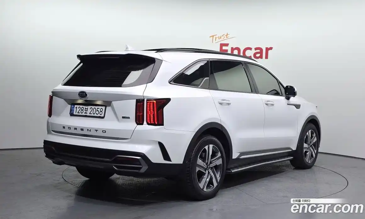 Kia Sorento 2021 1.6 Автомат в Москве № 11609, фото 2