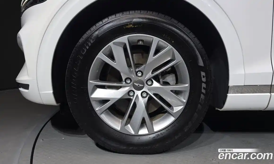 Genesis GV70 2023 2.5 Автомат в Москве № 116704, фото 14