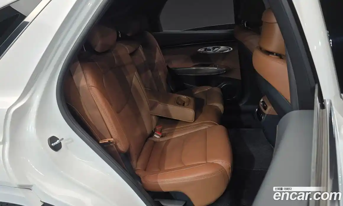 Genesis GV70 2023 2.5 Автомат в Москве № 116704, фото 8