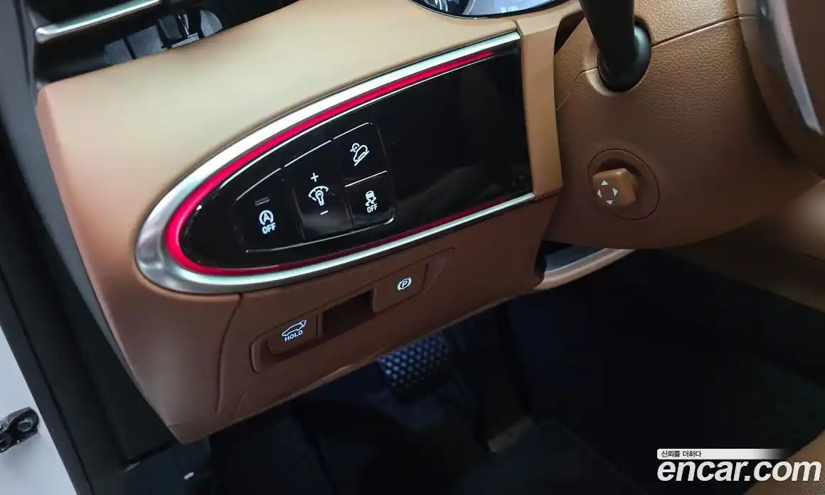 Genesis GV70 2023 2.5 Автомат в Москве № 116704, фото 9