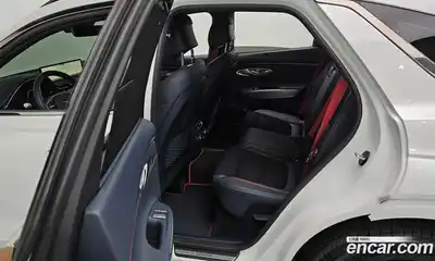 Genesis GV70 2024 2.5 Автомат в Москве № 116862, миниатюра 2