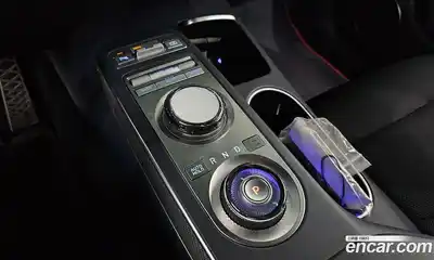 Genesis GV70 2024 2.5 Автомат в Москве № 116862, миниатюра 3