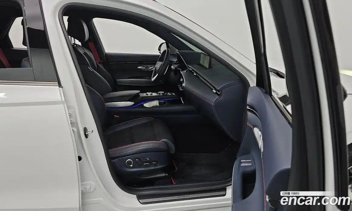 Genesis GV70 2024 2.5 Автомат в Москве № 116862, фото 9