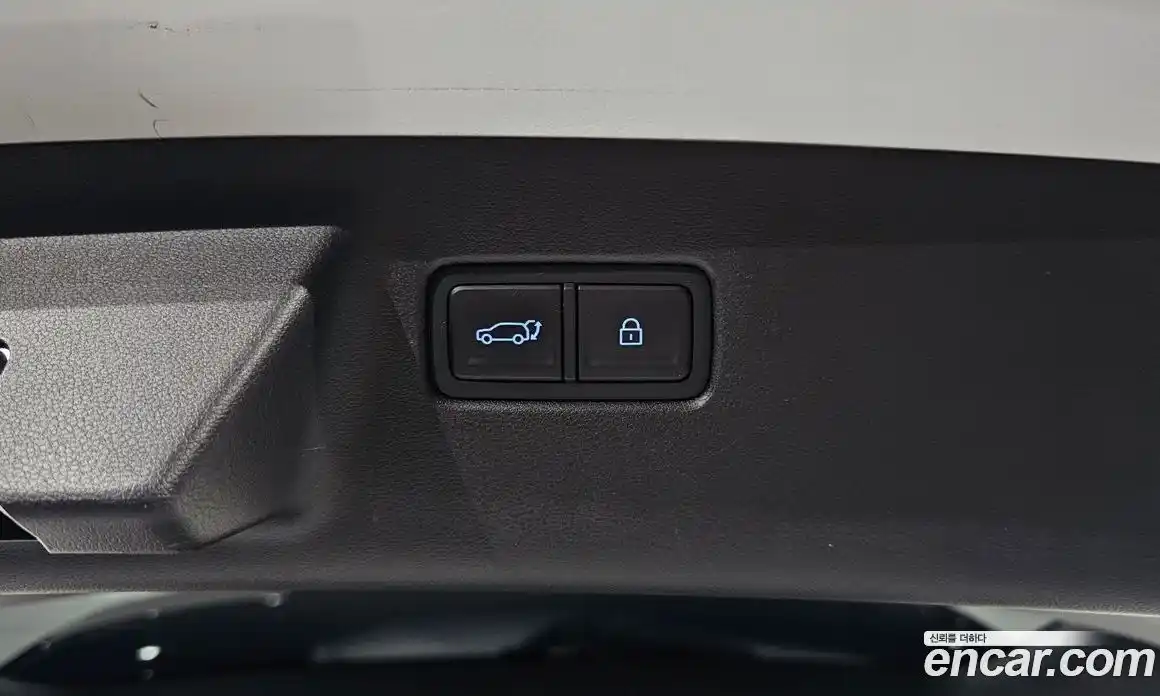 Hyundai Santa Fe 2024 1.6 Автомат в Москве № 117436, фото 18