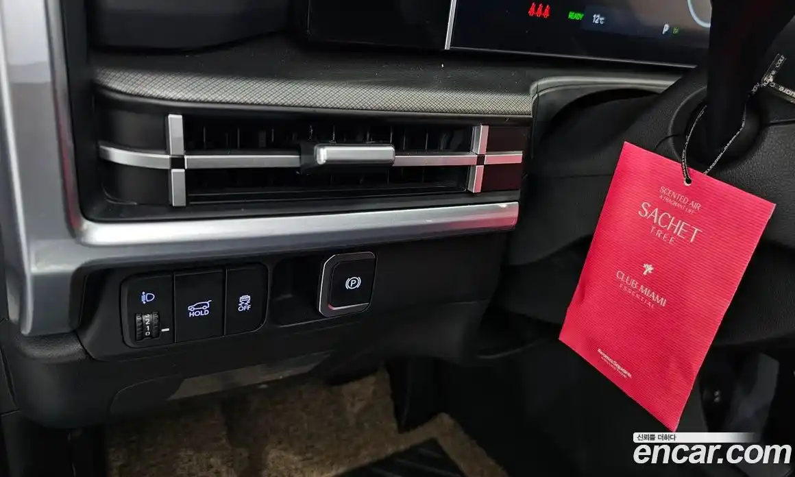 Hyundai Santa Fe 2024 1.6 Автомат в Москве № 117436, фото 3