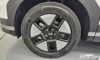 Hyundai Santa Fe 2024 1.6 Автомат в Москве № 117436, миниатюра 9