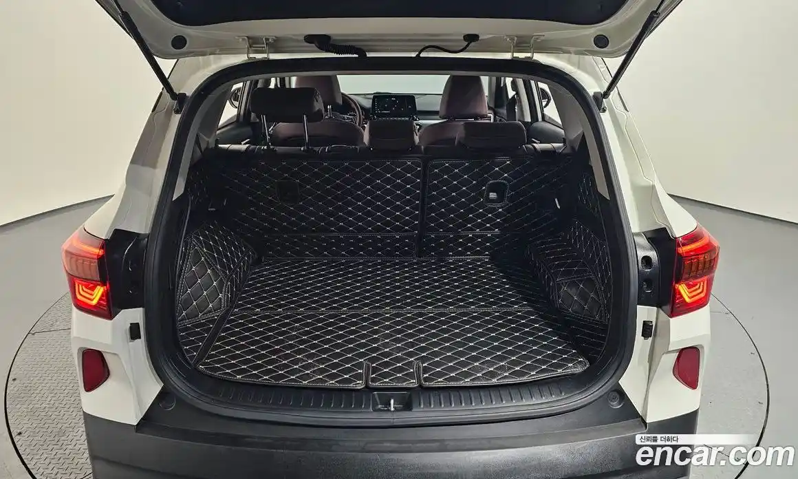 Kia Seltos 2022 1.6 Автомат в Москве № 121465, фото 20