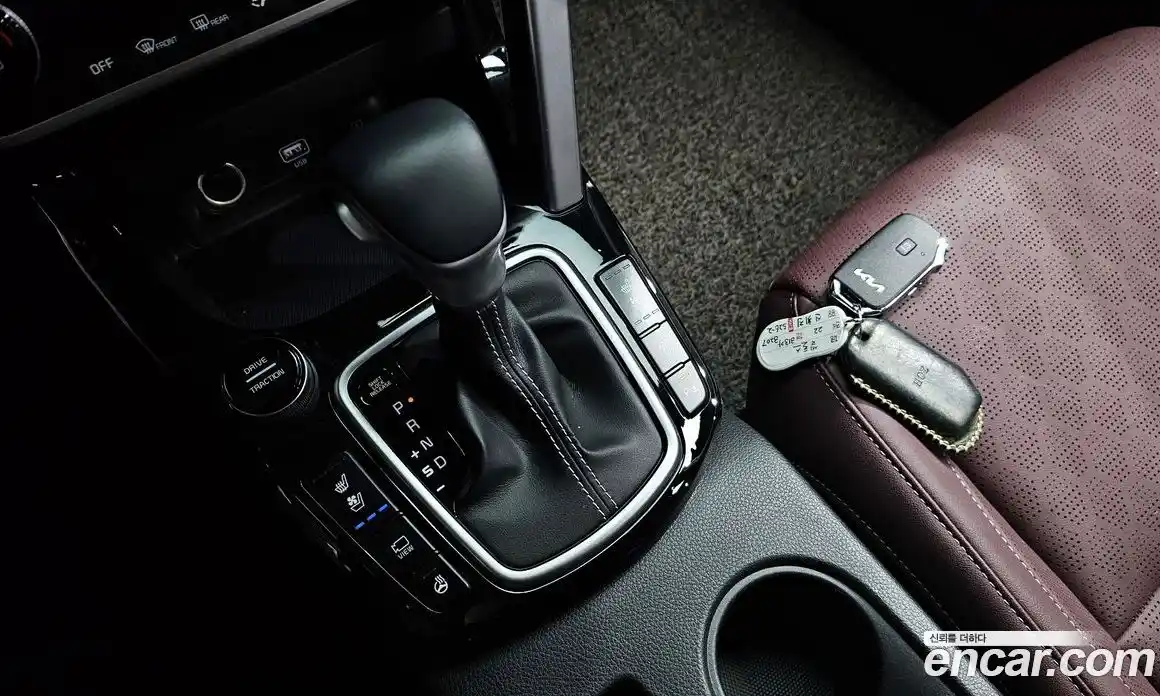 Kia Seltos 2022 1.6 Автомат в Москве № 121465, фото 9