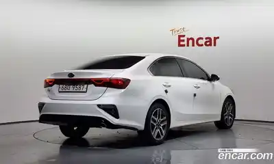 Kia K3 2019 1.6 Автомат в Москве № 122399, миниатюра 3