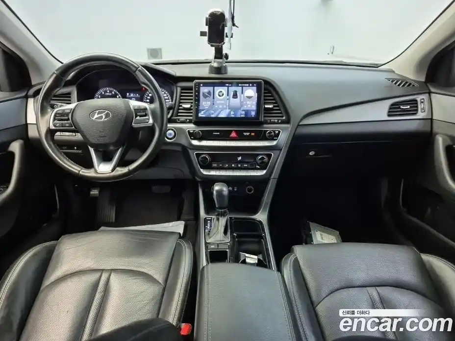 Hyundai Sonata 2018 2.0 Автомат в Москве № 123557, фото 7