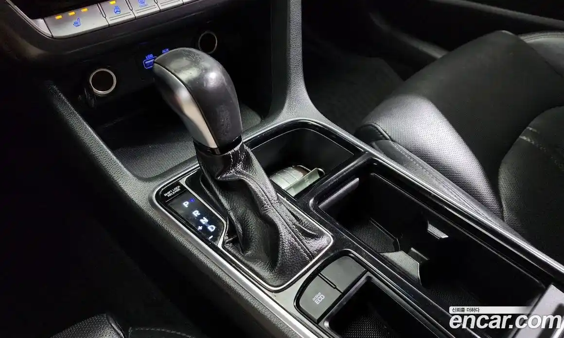 Hyundai Sonata 2018 2.0 Автомат в Москве № 123557, фото 9