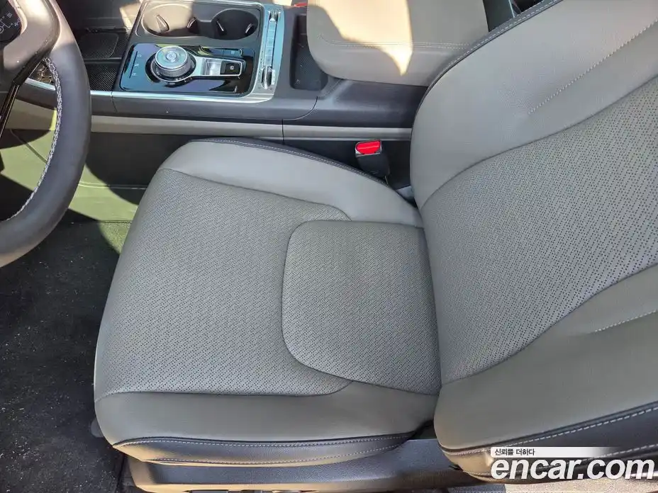 Kia Canival 2026 1.6 Автомат в Москве № 123834, фото 8