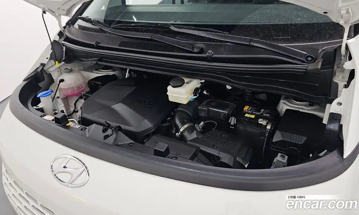 Hyundai Staria 2023 2.2 Автомат в Москве № 125511, фото 3