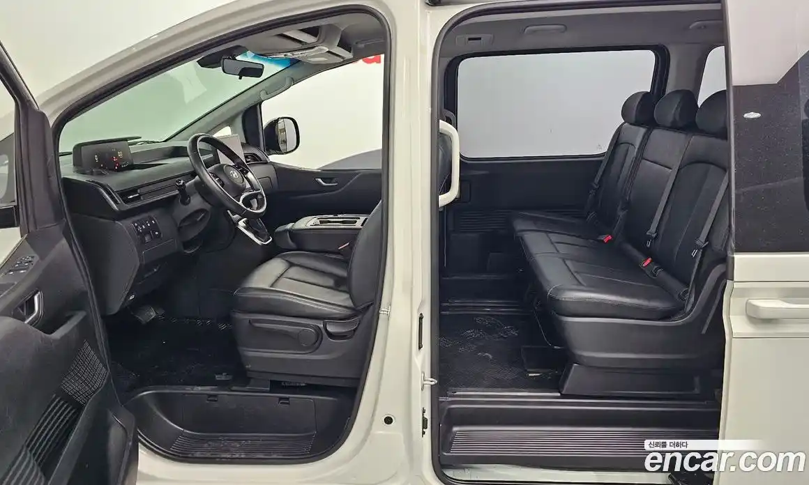 Hyundai Staria 2023 2.2 Автомат в Москве № 125511, фото 4