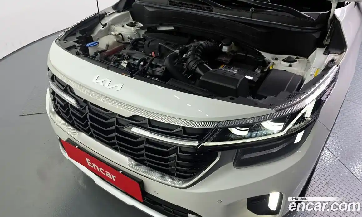 Kia Seltos 2023 1.6 Автомат в Москве № 127799, фото 11