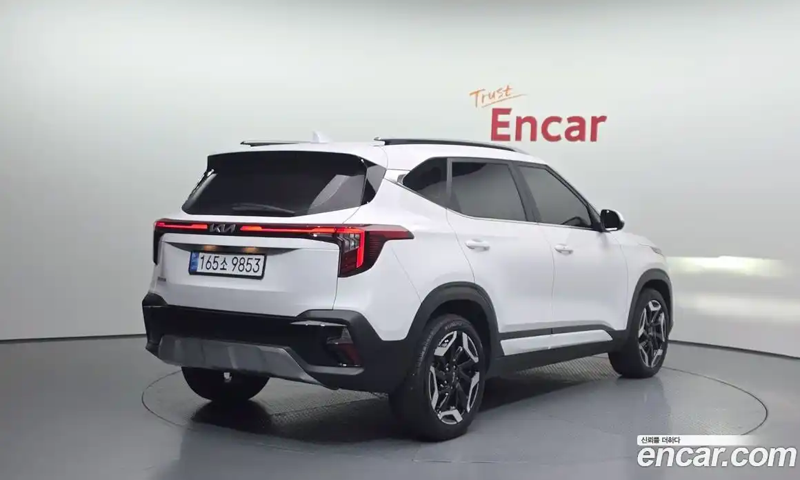 Kia Seltos 2023 1.6 Автомат в Москве № 127799, фото 20