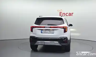 Kia Seltos 2023 1.6 Автомат в Москве № 127799, миниатюра 8