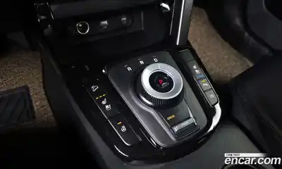 Kia Seltos 2023 1.6 Автомат в Москве № 127799, миниатюра 10