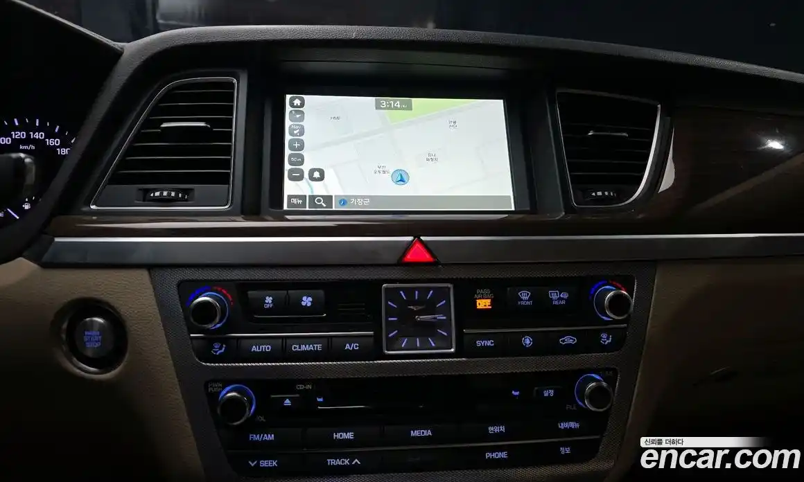 Genesis G80 2018 3.3 Автомат в Москве № 128988, фото 12