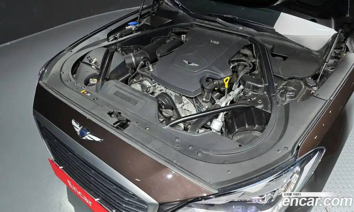 Genesis G80 2018 3.3 Автомат в Москве № 128988, фото 9