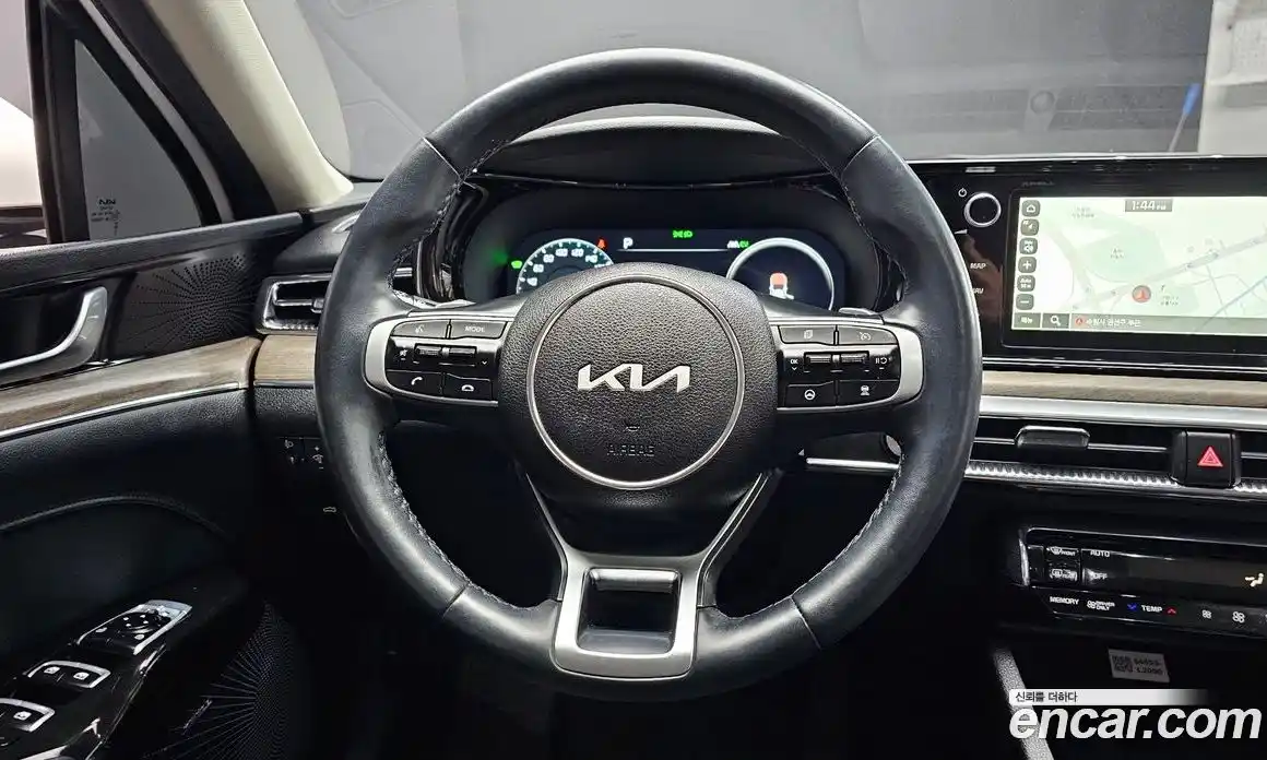 Kia K5 2023 2.0 Автомат в Москве № 132305, фото 14