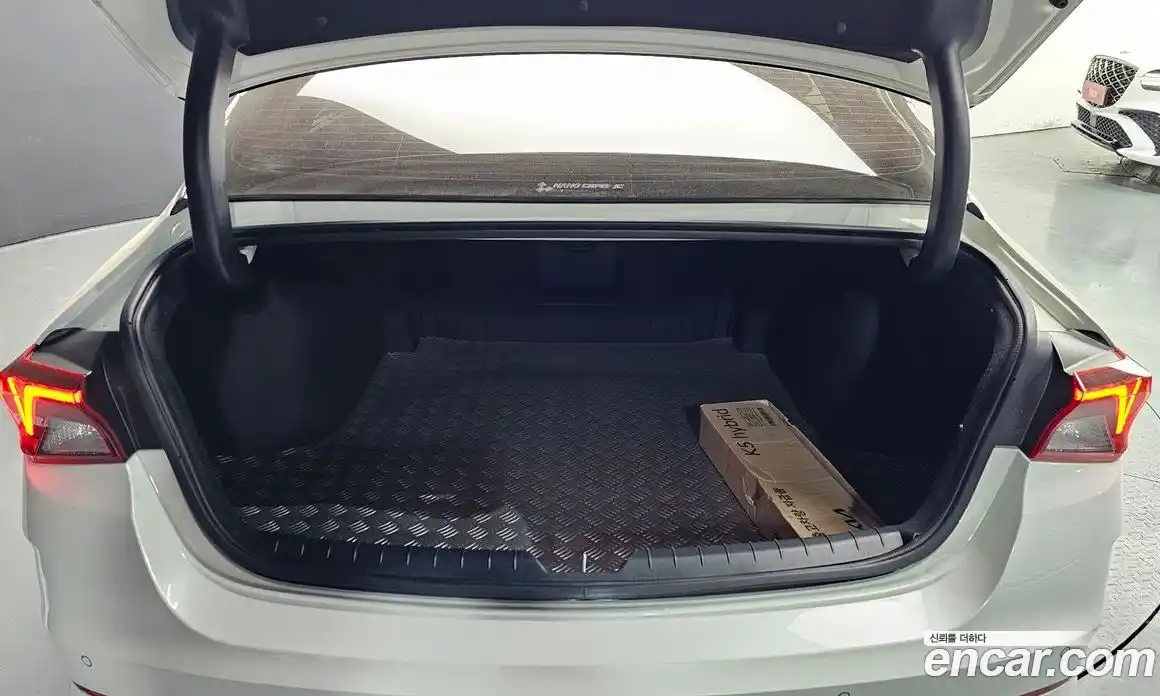 Kia K5 2023 2.0 Автомат в Москве № 132305, фото 9