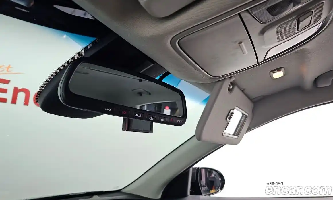 Kia Niro 2020 1.6 Автомат в Москве № 133179, фото 18