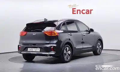 Kia Niro 2020 1.6 Автомат в Москве № 133179, миниатюра 2