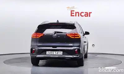Kia Niro 2020 1.6 Автомат в Москве № 133179, миниатюра 4