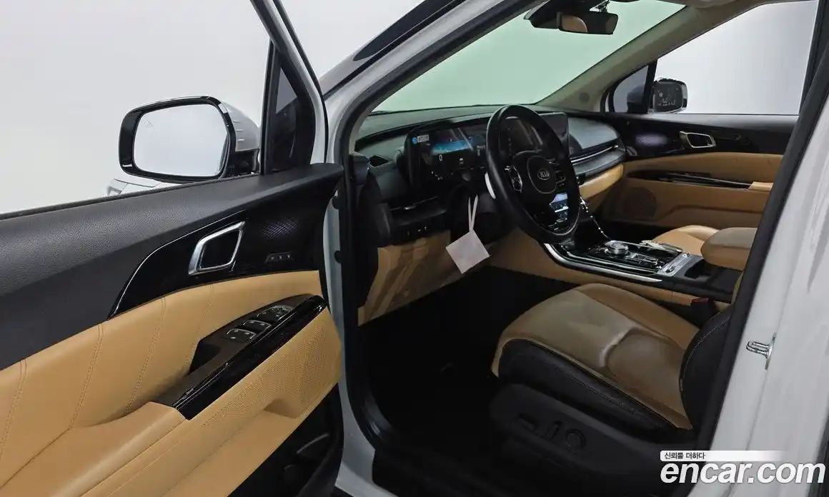 Kia Canival 2021 2.2 Автомат в Москве № 133748, фото 15