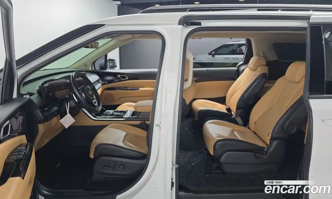 Kia Canival 2021 2.2 Автомат в Москве № 133748, фото 7