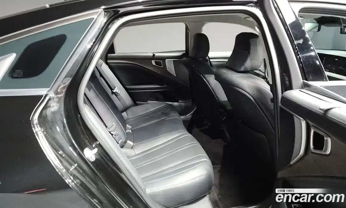 Kia K8 2023 2.5 Автомат в Москве № 133817, фото 16