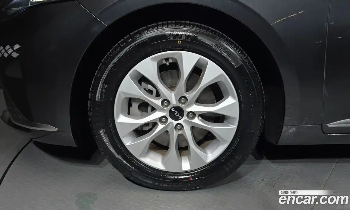 Kia K8 2022 2.5 Автомат в Москве № 134338, фото 15