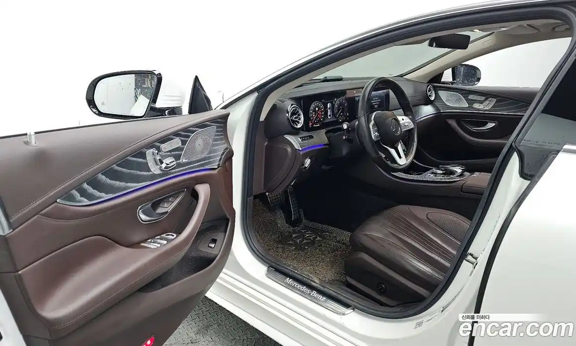 Mercedes-Benz CLS-Class 2020 3.0 Автомат в Москве № 139273, фото 3