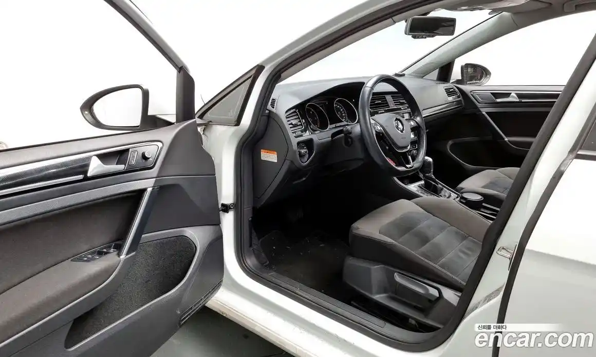 Volkswagen Golf 2015 2.0 Автомат в Москве № 140962, фото 19
