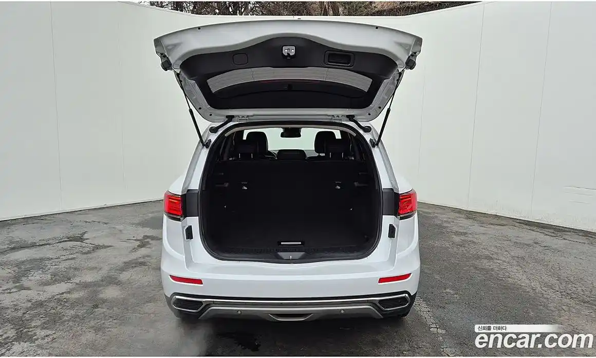 Renault QM6 2023 2.0 Автомат в Москве № 152342, фото 18