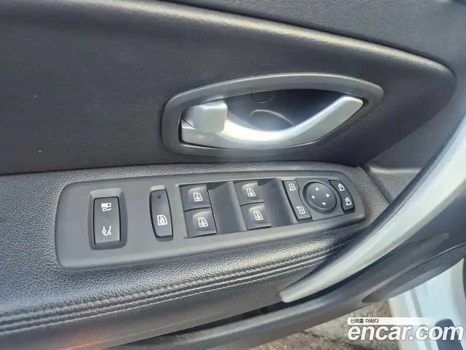 Renault SM5 2017 2.0 Автомат в Москве № 153007, фото 13