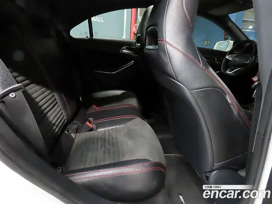 Mercedes-Benz CLA-Class 2018 2.0 Автомат в Москве № 153321, фото 12