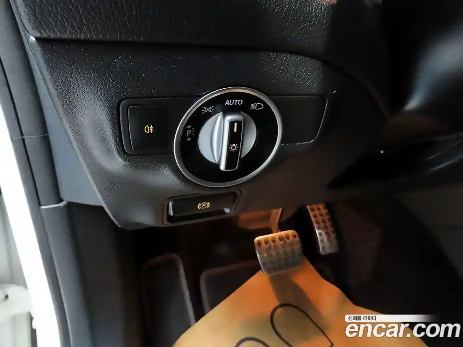 Mercedes-Benz CLA-Class 2018 2.0 Автомат в Москве № 153321, фото 15