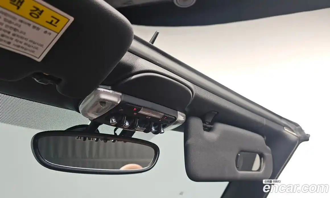 Mini Cooper Convertible 2016 2.0 Автомат в Москве № 156009, фото 19