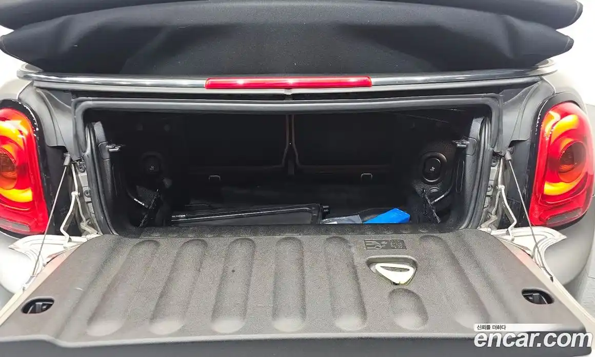 Mini Cooper Convertible 2016 2.0 Автомат в Москве № 156009, фото 20