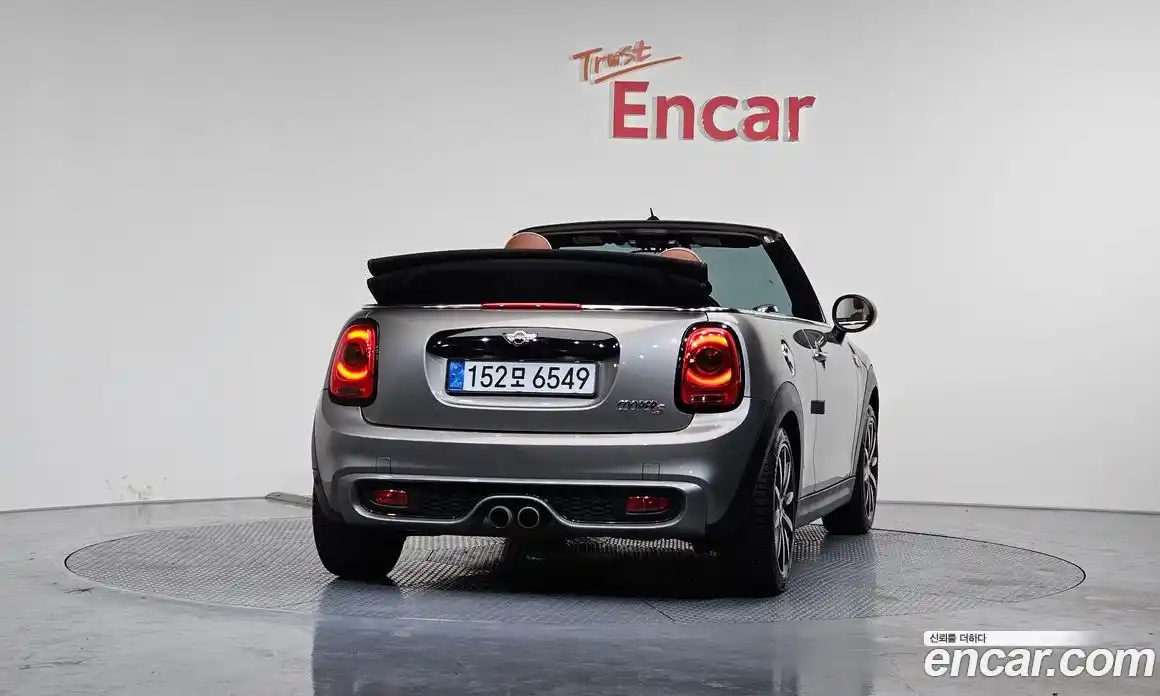 Mini Cooper Convertible 2016 2.0 Автомат в Москве № 156009, фото 4