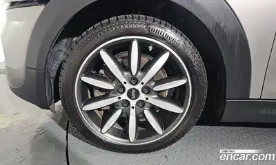 Mini Cooper Convertible 2016 2.0 Автомат в Москве № 156009, миниатюра 5