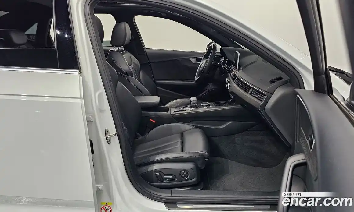 Audi A4 2019 2.0 Автомат в Москве № 158018, фото 8