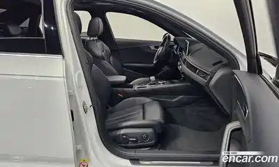 Audi A4 2019 2.0 Автомат в Москве № 158018, миниатюра 8