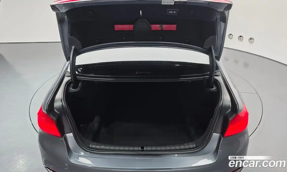 BMW 5-Series 2017 2.0 Автомат в Москве № 159499, фото 15