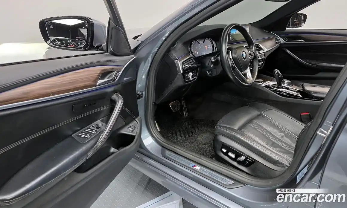 BMW 5-Series 2017 2.0 Автомат в Москве № 159499, фото 19