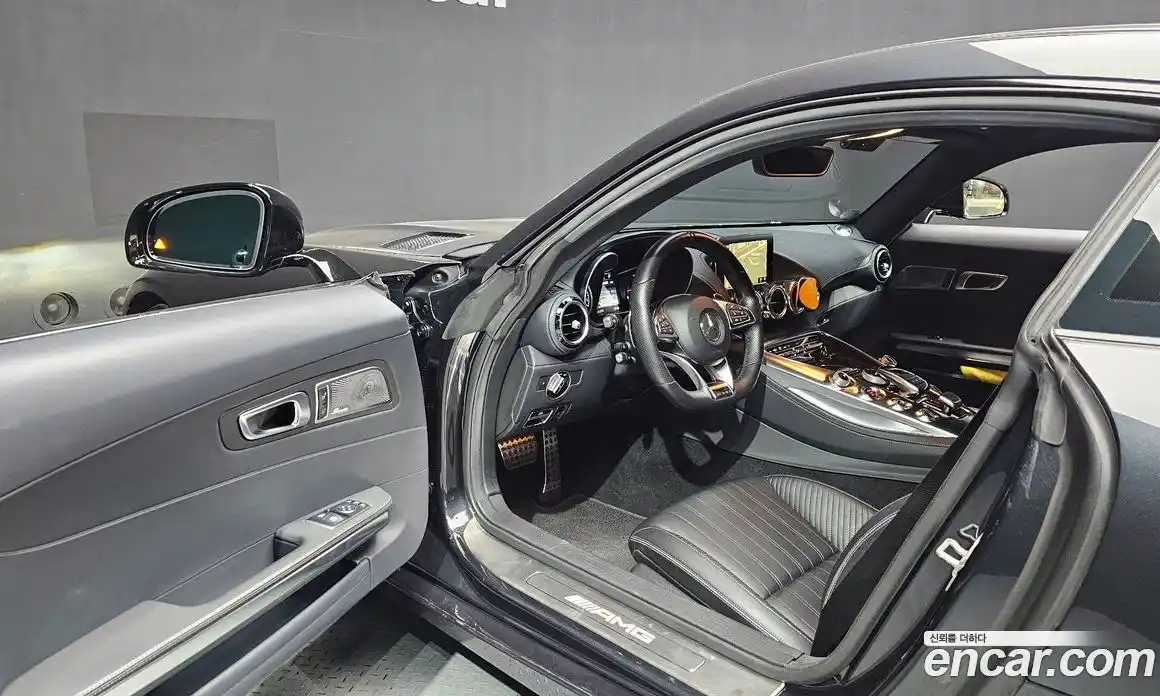 Mercedes-Benz AMG GT 2016 4.0 Автомат в Москве № 160713, фото 12